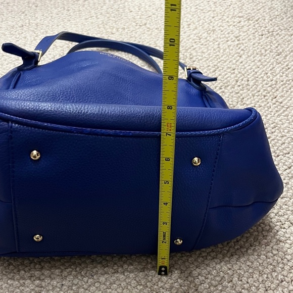 Isaac Mizrahi Royal Cobalt Blue Shoulder Bag - Picture 16 of 16